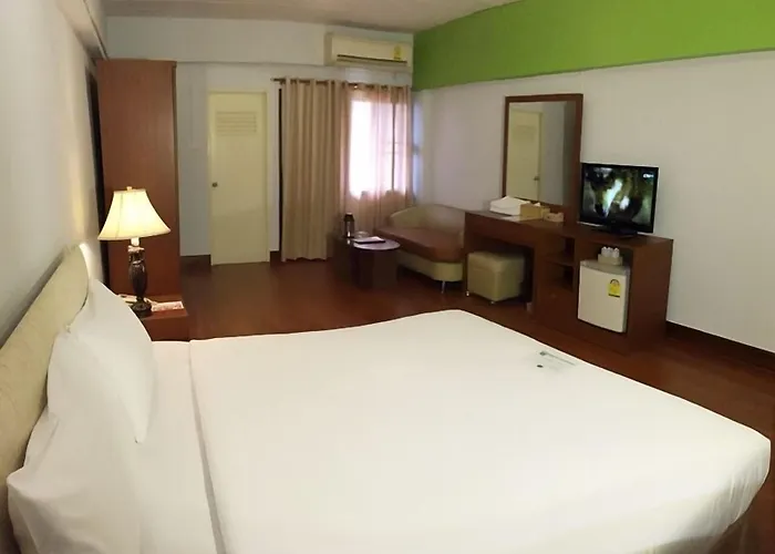 The Canal Hotel 3*